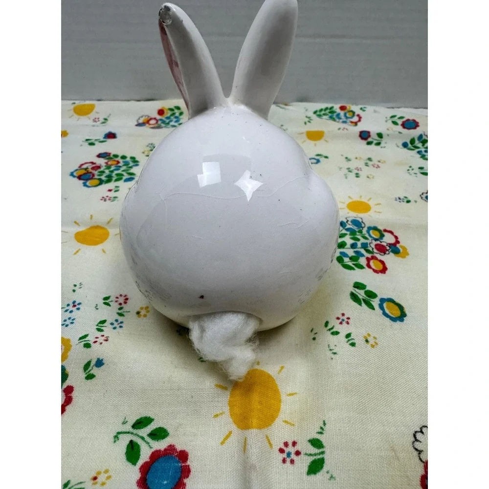 VTG White Ceramic Rabbit Figurine Cotton Tail Bunny Cotton Ball Dispenser Easter